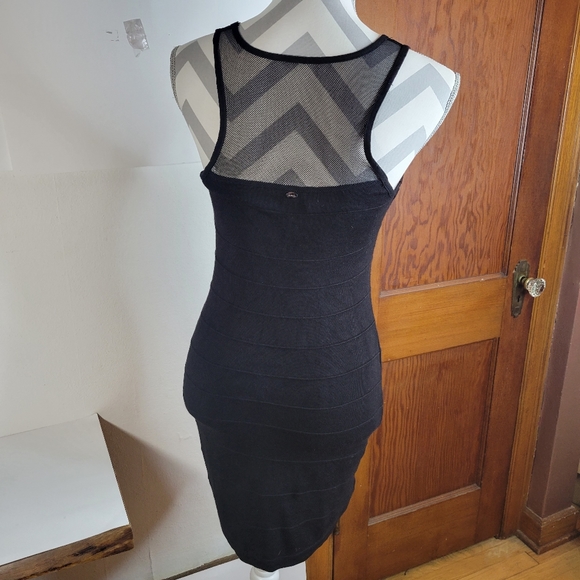 Womans Guess Bodycon Sleeveless Mesh and Knit Black Dress Size Medium - Picture 4 of 10